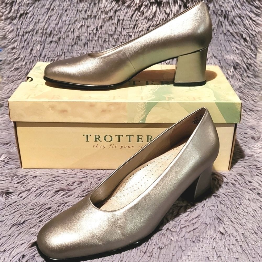 Trotters May Grey Pearl Block Heels